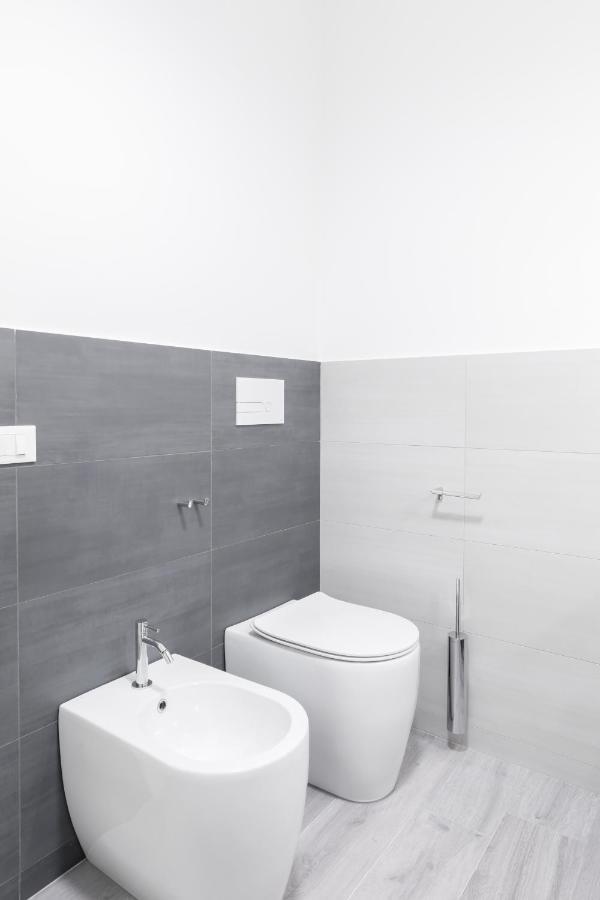Amoretti Apartment, 6 Persone, 3 Camere, 2 Bagni, Balcone, Wi-fi, Metro B Monti Tiburtini Apartment *