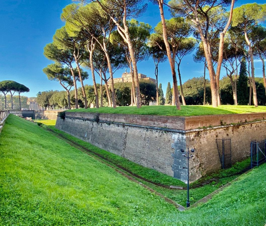 Elegant Vatican Metro & Golf *
