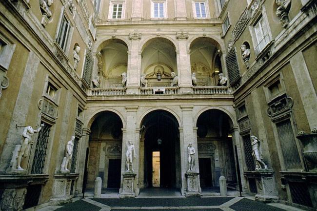 Casa Funari * Rome