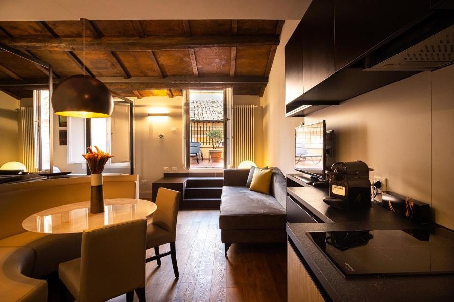Smeraldo Townhouse