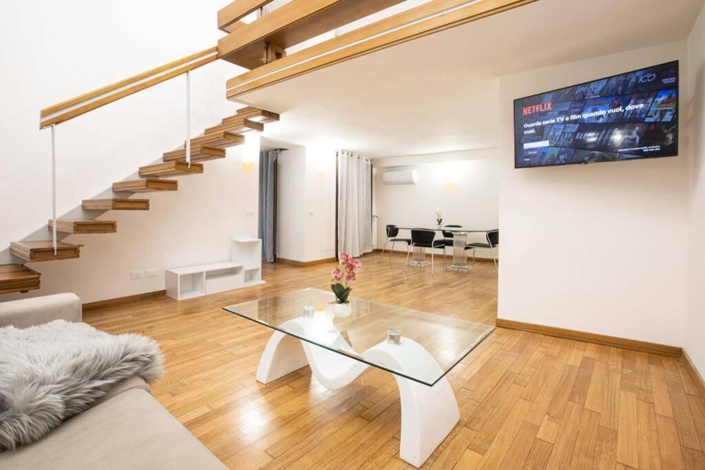 Apartment Unforgettable Split Level Jacuzzi Navona - Collection