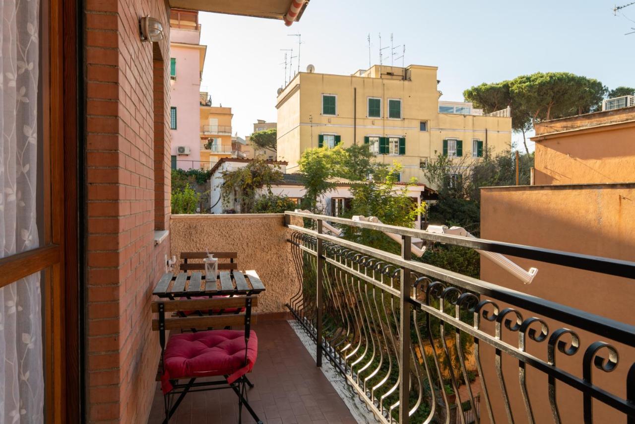 Walking Distance From San Pietro Rome