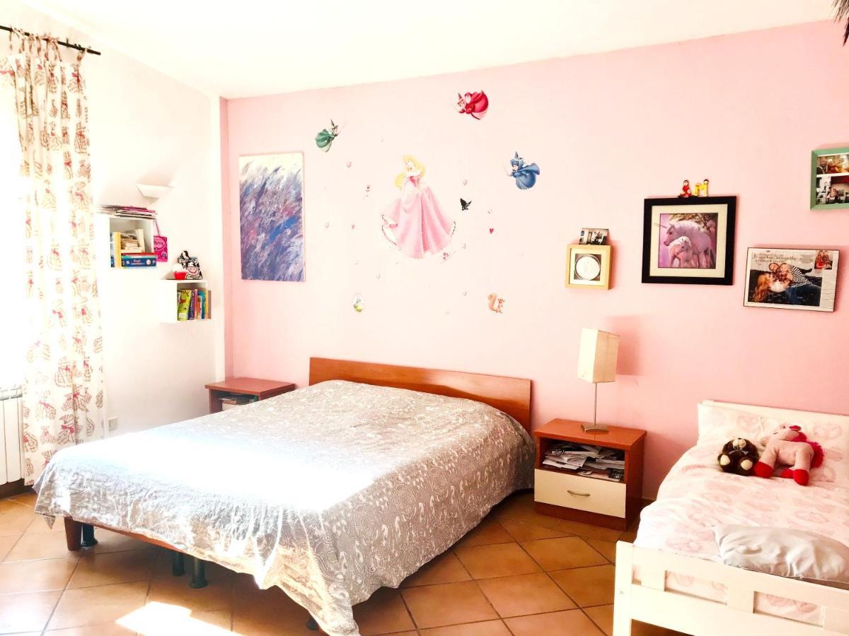 Holiday home 3 Bedrooms House With Jacuzzi Enclosed Garden And Wifi At Castel Di Decima Rome