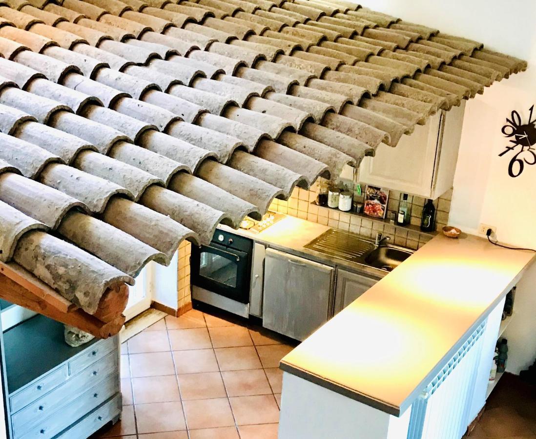 3 Bedrooms House With Jacuzzi Enclosed Garden And Wifi At Castel Di Decima