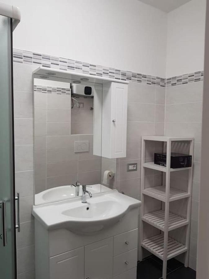 Apartment Charming In + Internet Rome