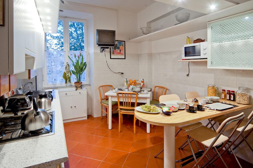 Acomodação com café da manhã  Light Of Roma