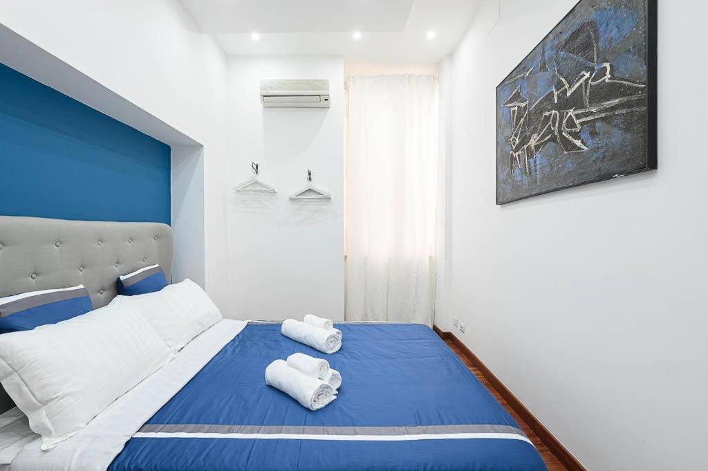 Design Trevi Fountain Apartment