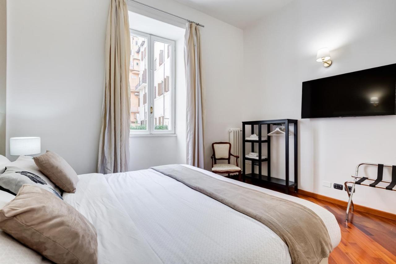 Bdc - Spanish Steps Gold 2bdr