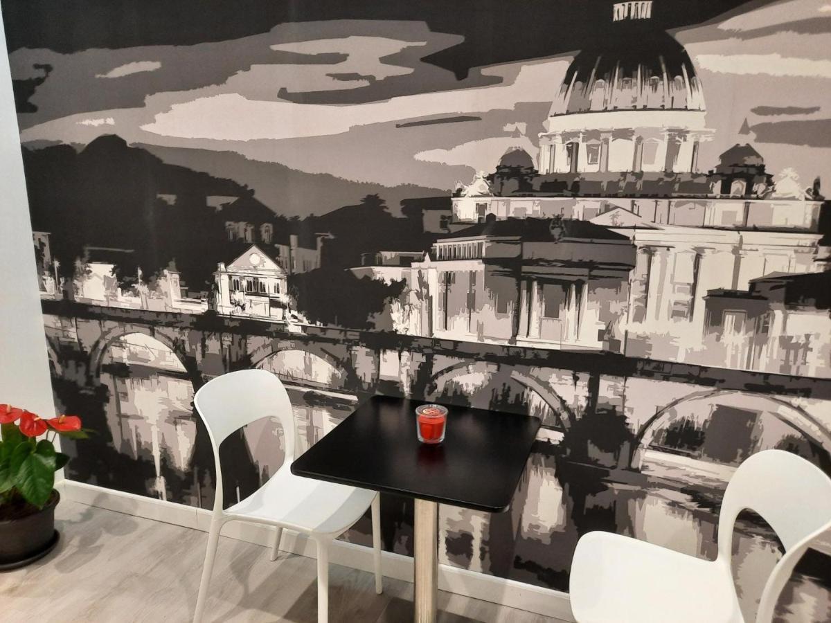 Maritza S House In Rome