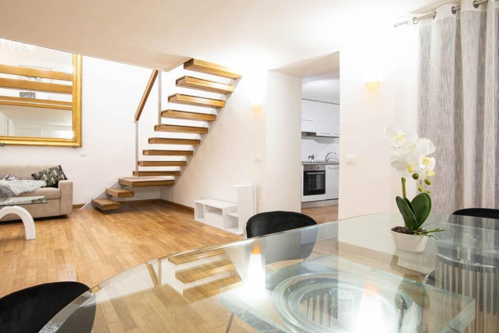Unforgettable Split Level Jacuzzi Navona - Collection