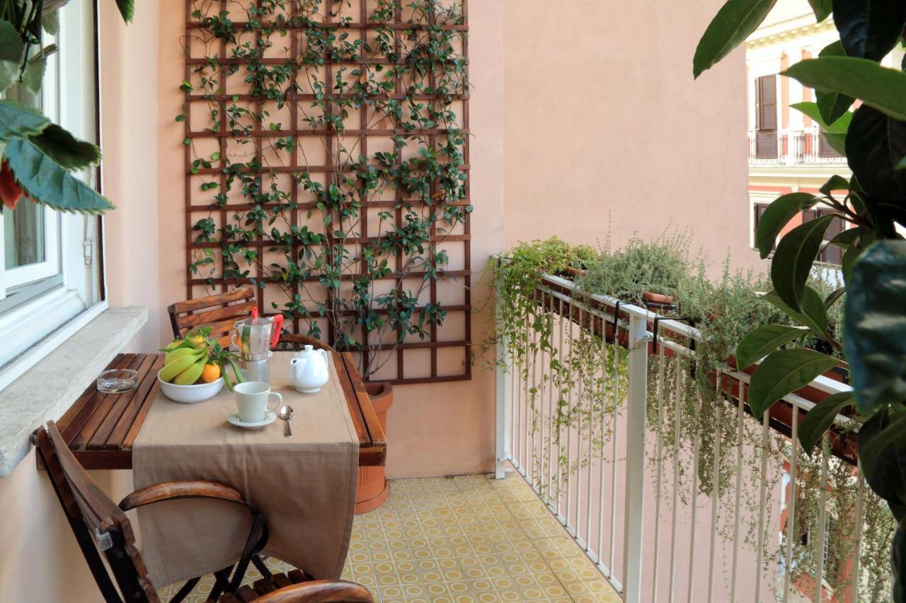 Apartment Deco's Place Teodora Rome