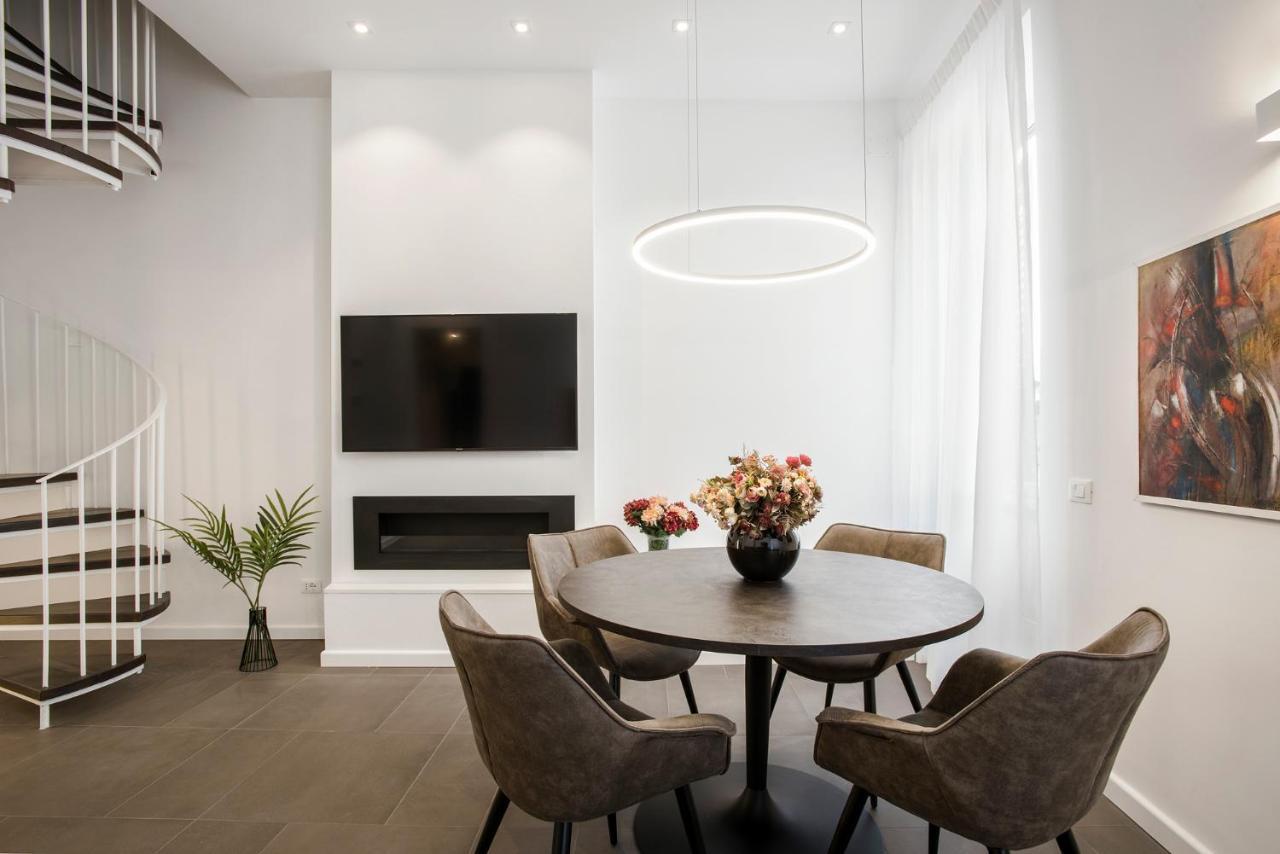 Apartment Residenza Fontanella Barberini By Spanish Steps Rome
