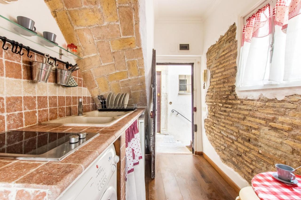 Italy Charming Stay- Campo De Fiori 3 *