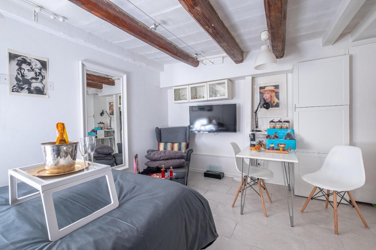 L'antre De L'amour Apartment