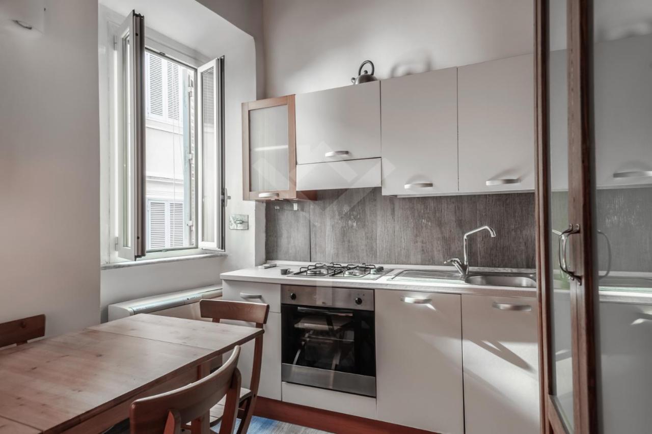 Vicolo Savelli Apartment