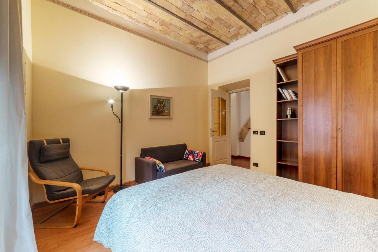 Apartment San Lorenzo Cozy And Comfortable Flat