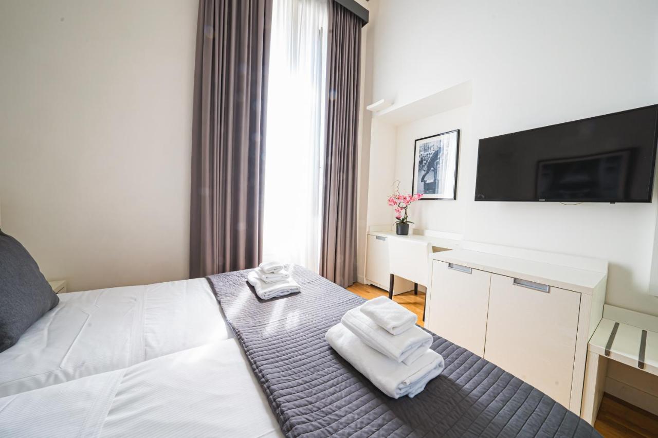 Capitals Luxury River Roma