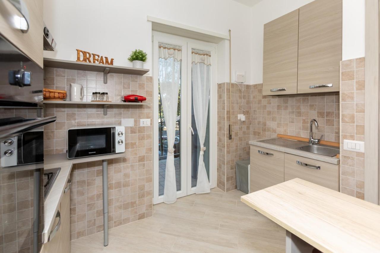 Appartement Near S.giovanni/metro C ***** Big New *