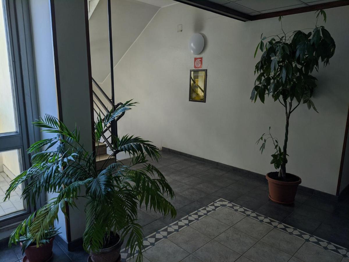 Nice In Near San Giovanni Train Station Apartment