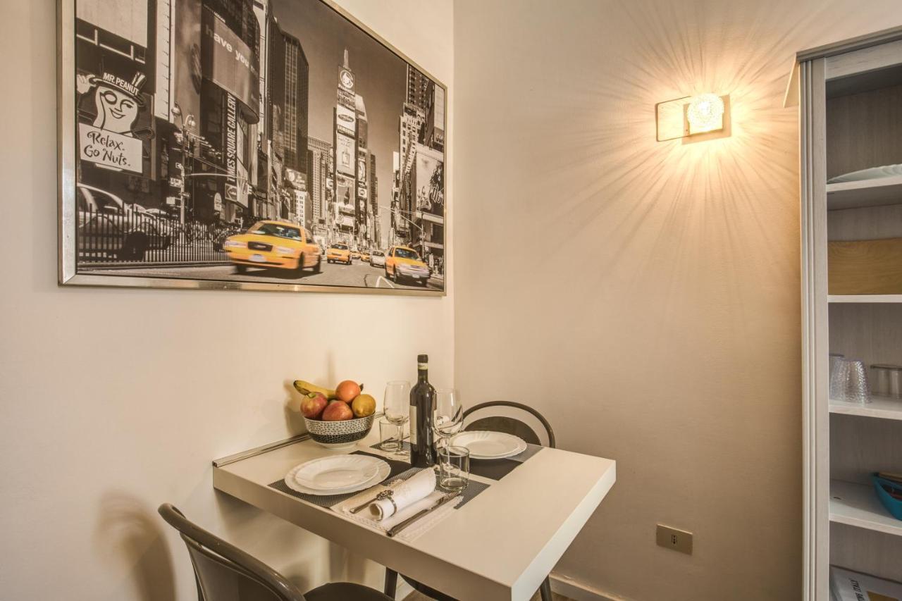 Lovely With Balcony In Campo De' Fiori Appartement Rome