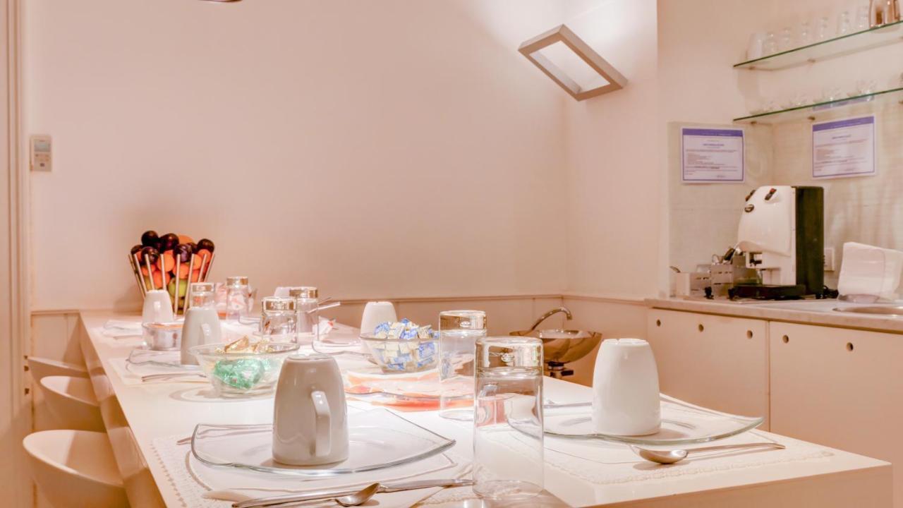 Enjoy Luxury In Apartment Rome
