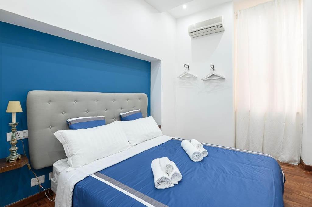 Design Trevi Fountain Apartment