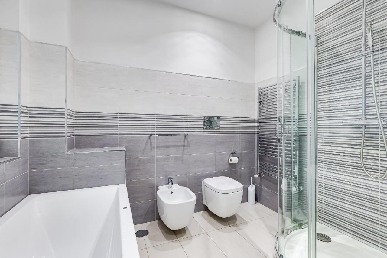 Joice Luxury * Rome