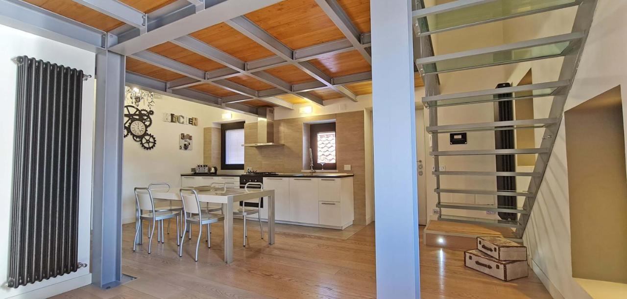 Ponte Milvio Luxury House Apartment Rome