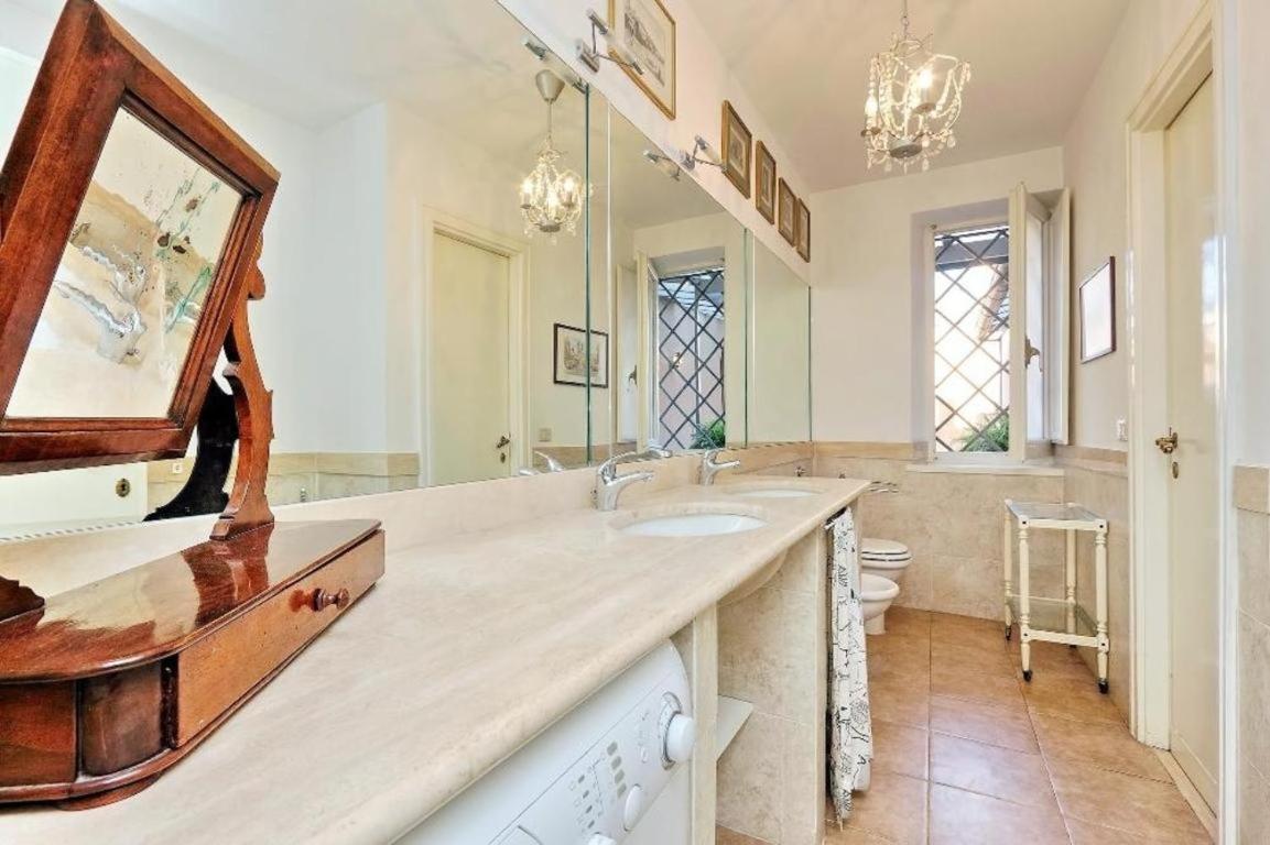Apartment Halldis - Piazza Di Spagna Rome