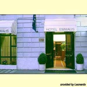 Hotel Emmaus 3*