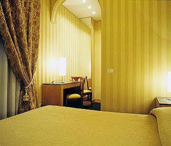 Hotel Lemon Garden Rome