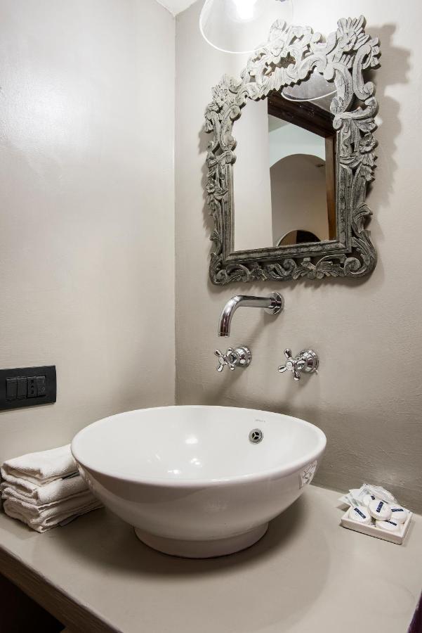 Charming Pantheon Apt In The Heart Of Rome Rome