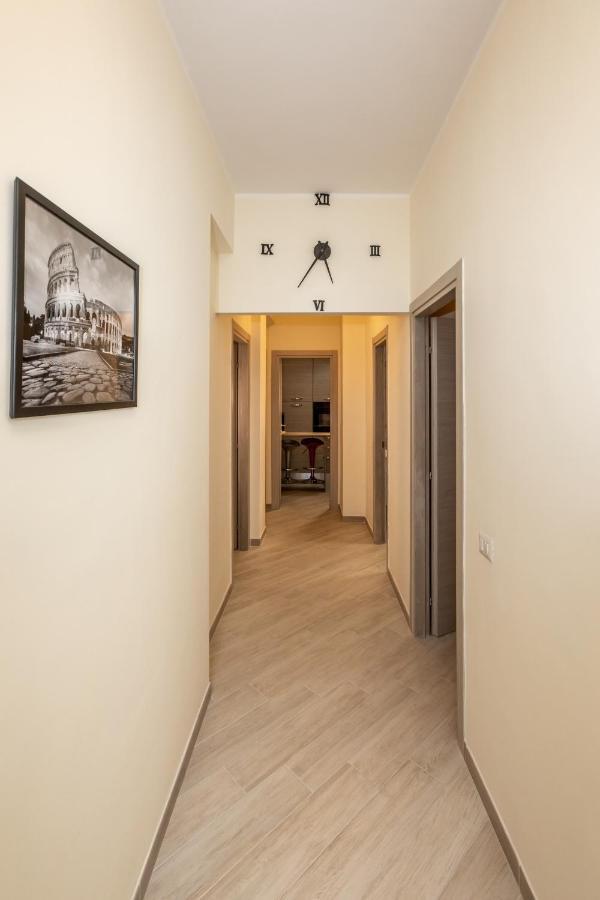 Appartement Near S.giovanni/metro C ***** Big New