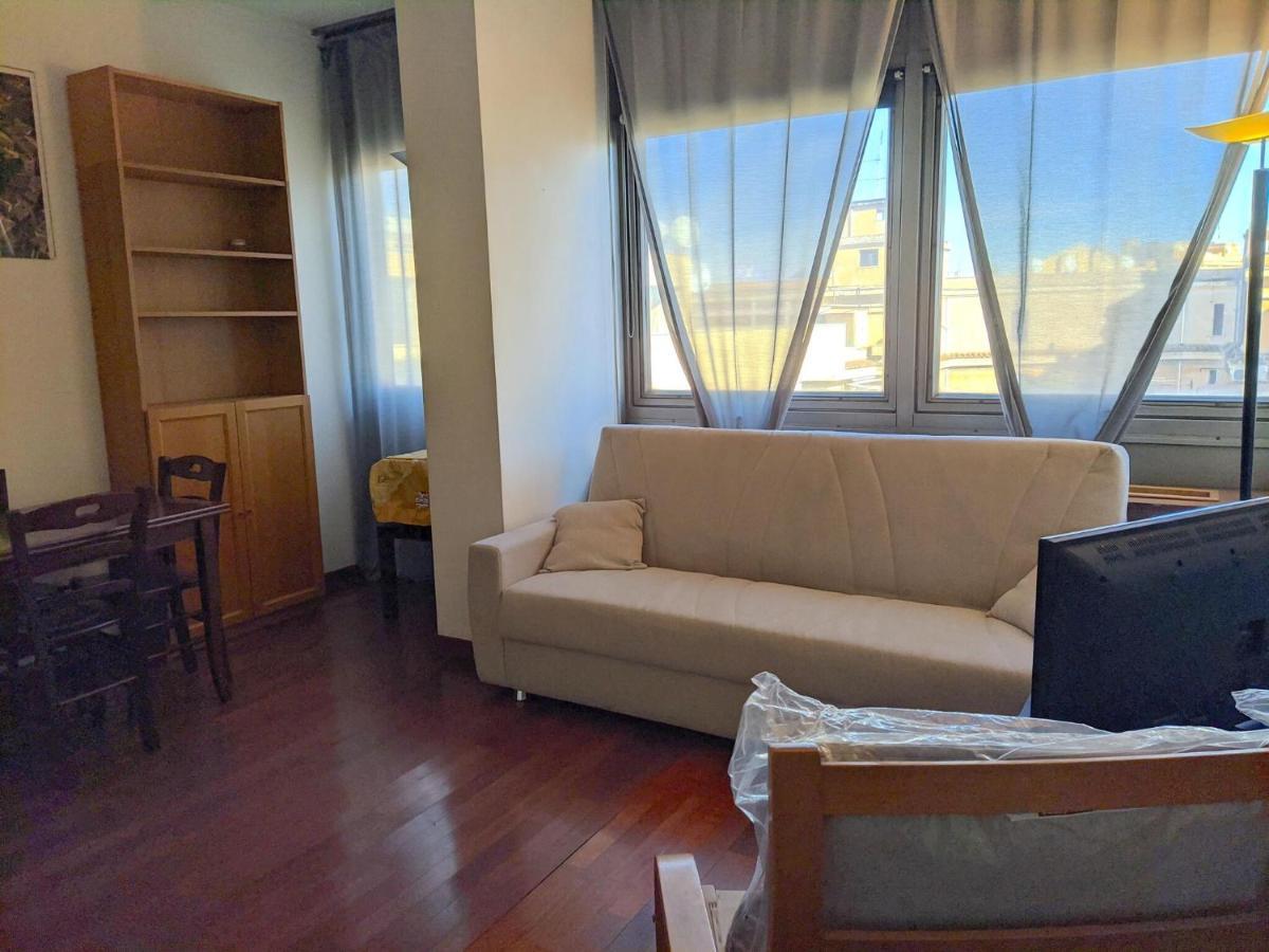 Apartment Nice In Near San Giovanni Train Station Rome