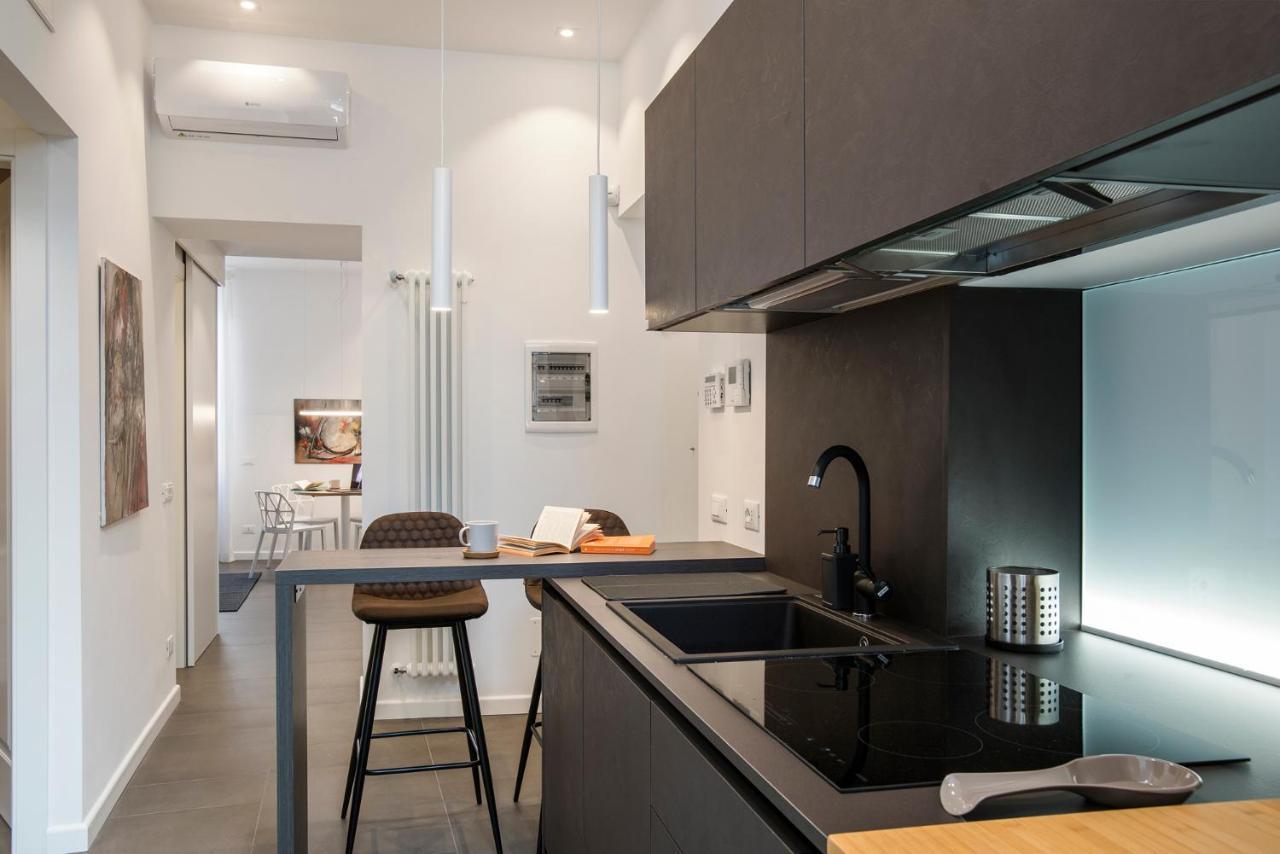 Apartment Residenza Fontanella Barberini By Spanish Steps Rome