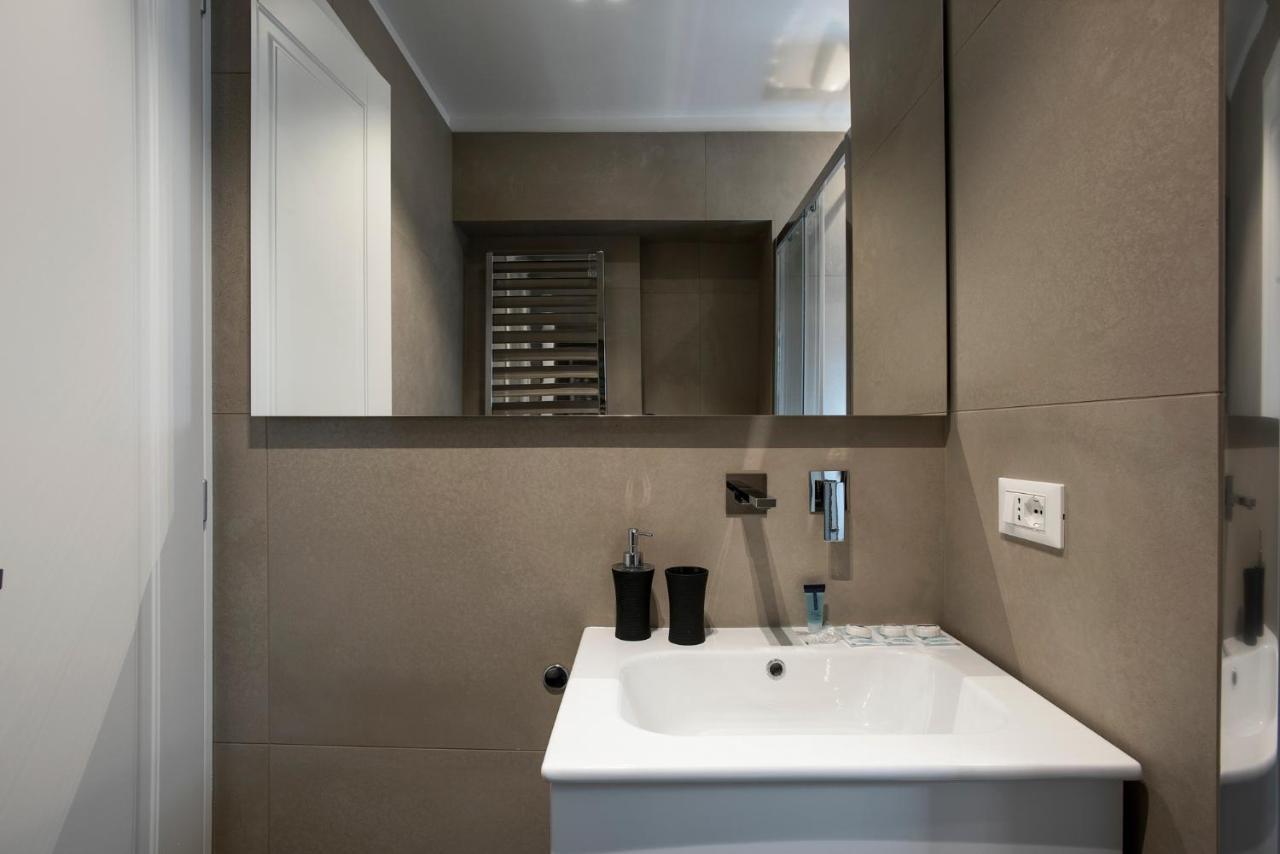 Residenza Fontanella Barberini By Spanish Steps Apartment