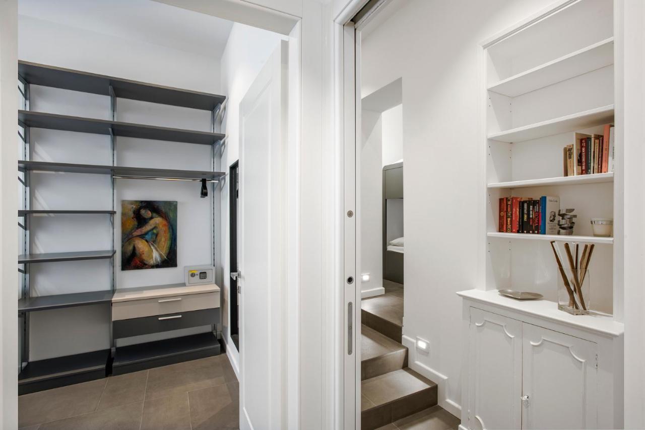 Apartment Residenza Fontanella Barberini By Spanish Steps