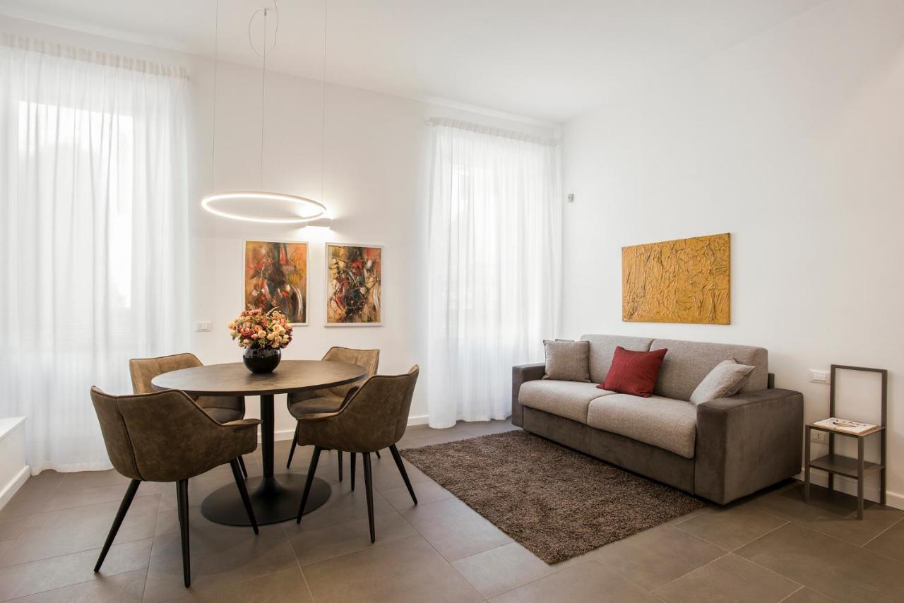 Apartment Residenza Fontanella Barberini By Spanish Steps Rome