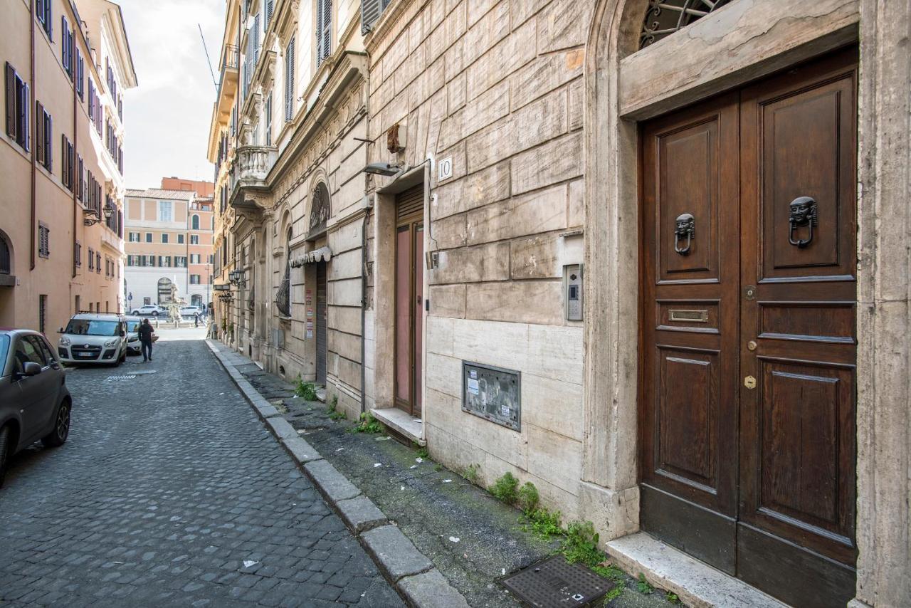 Residenza Fontanella Barberini By Spanish Steps Rome