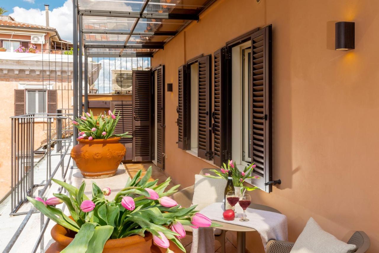 Lovely Spanish Steps With Balcony Appartement