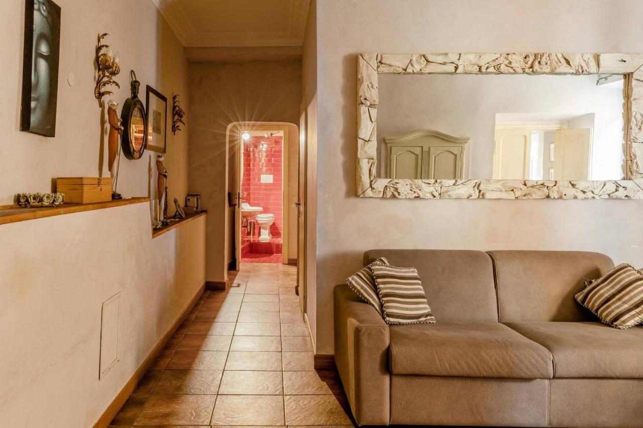 Right In The Ancient Historical Center Two Bedrooms Two Bath, Up To 6 Pax Appartement