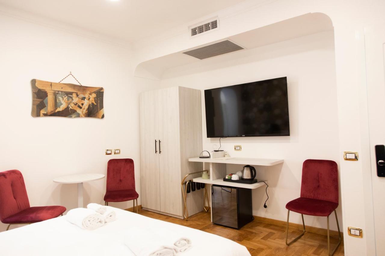 Hotel Cinquantatre Rome