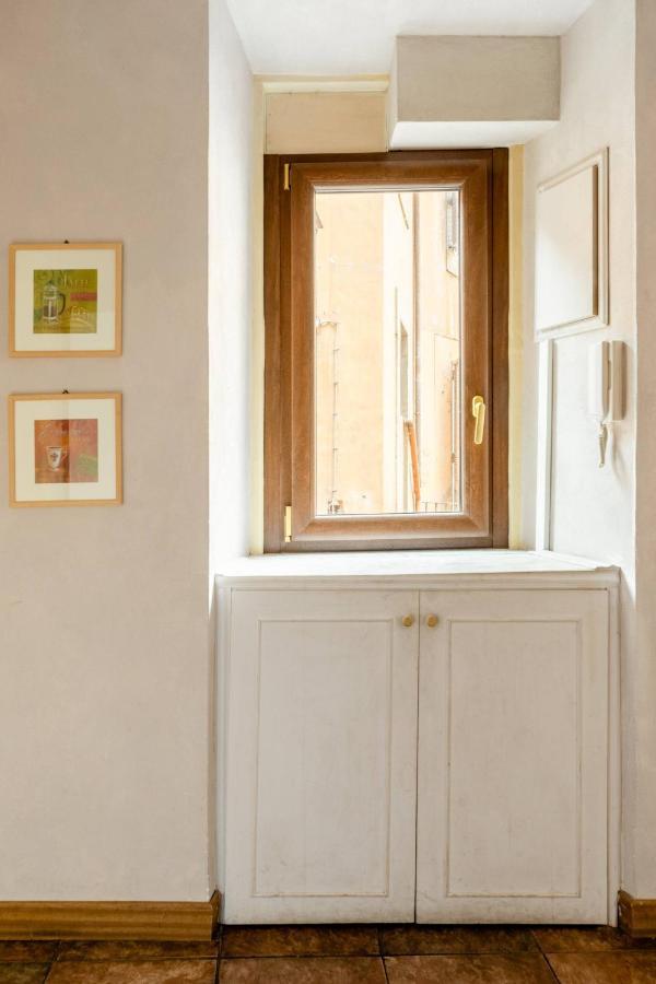 Appartement Right In The Ancient Historical Center Two Bedrooms Two Bath, Up To 6 Pax