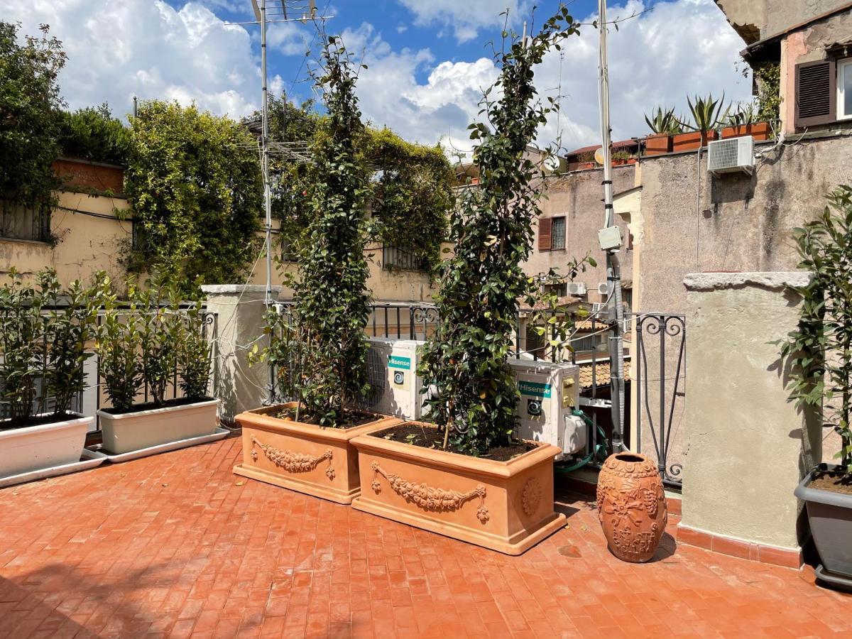 Campo De Fiori Palace * Rome