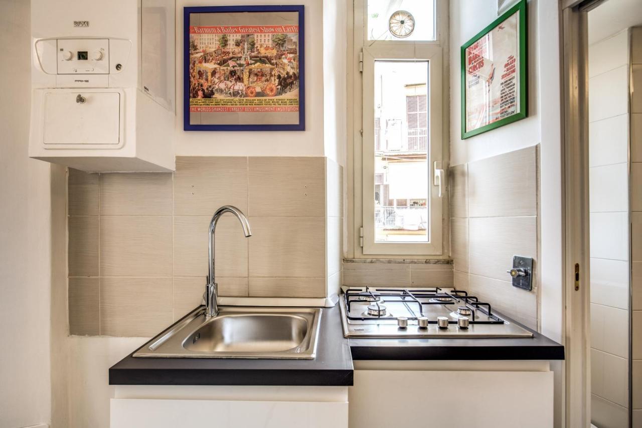 Lovely With Balcony In Campo De' Fiori * Rome