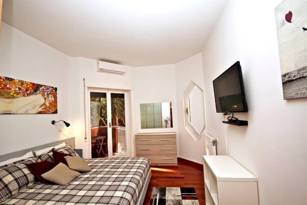 Apartment Porta Portese Happy House, Trastevere Steps Rome