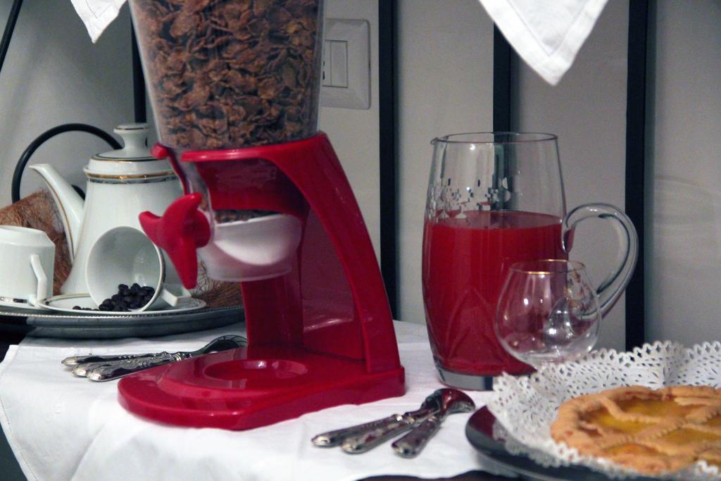 Tiburtina Couette-café 2*