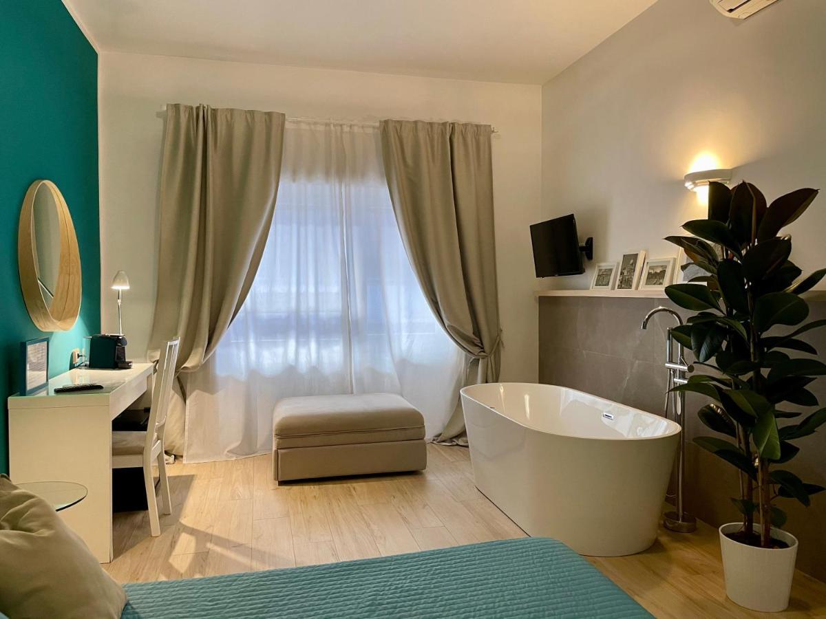 Le Coq 3* Rome