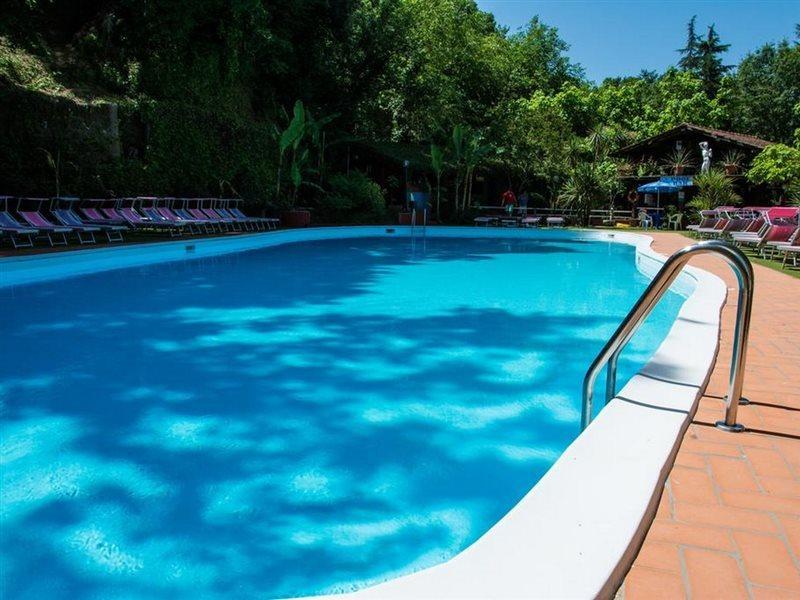Acampamento Seven Hills Village