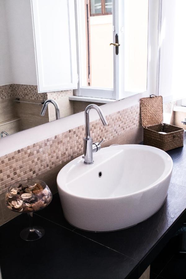 My Flat In Fontana Di Trevi